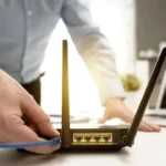 Analisis Mendalam: Perspektif Telkomsel tentang Internet di Dua Negara Berbeda