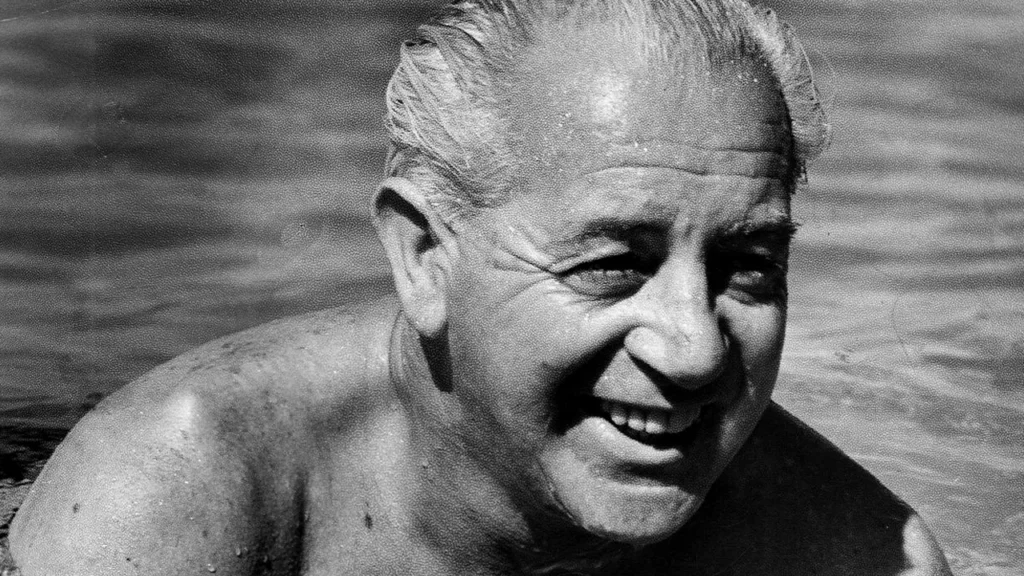 Misteri Lenyapnya PM Australia Harold Holt pada 1967 di Pantai Cheviot